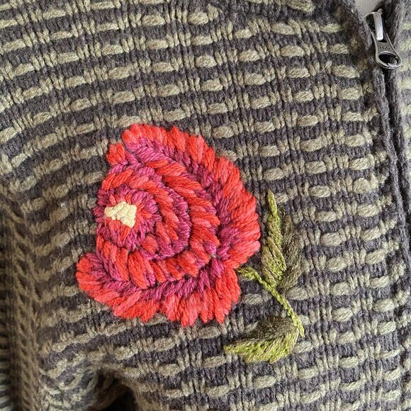 Cabi Wool Blend Long Cottagecore Embroidered Floral Hooded Zip Knit Sweater Sz S - Picture 2 of 14